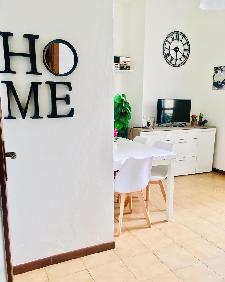 Maiden-art Apartment Arona